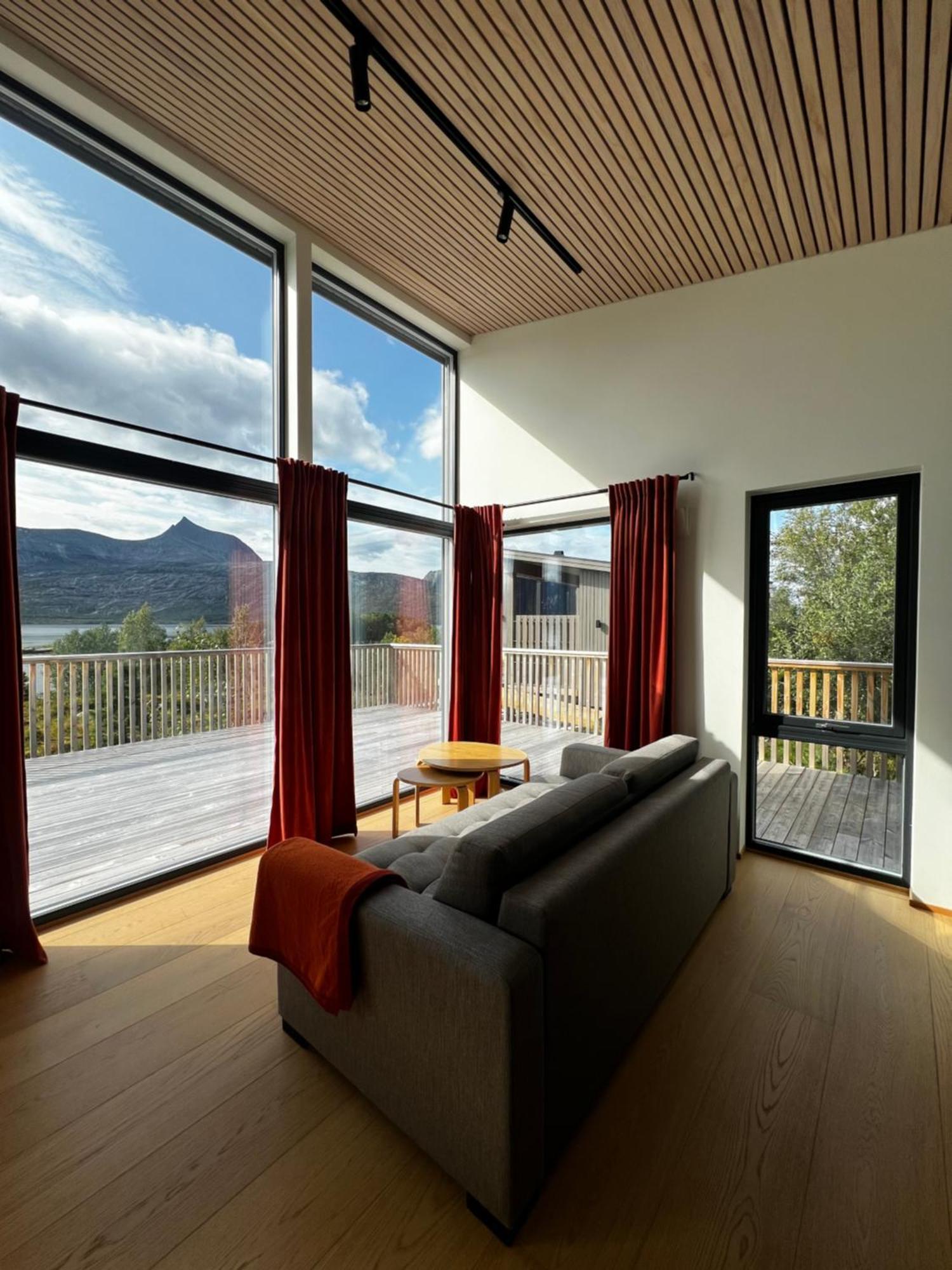 Efjord And Stetind Resort - Cabin Kulhorn Ballangen Esterno foto